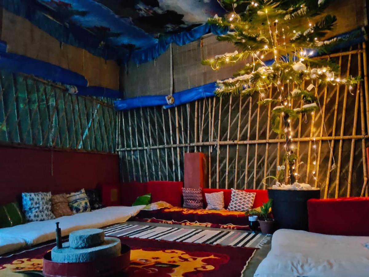 Отель Rishikesh Sadan A Yoga & Spritual Retreat Tapovan Экстерьер фото